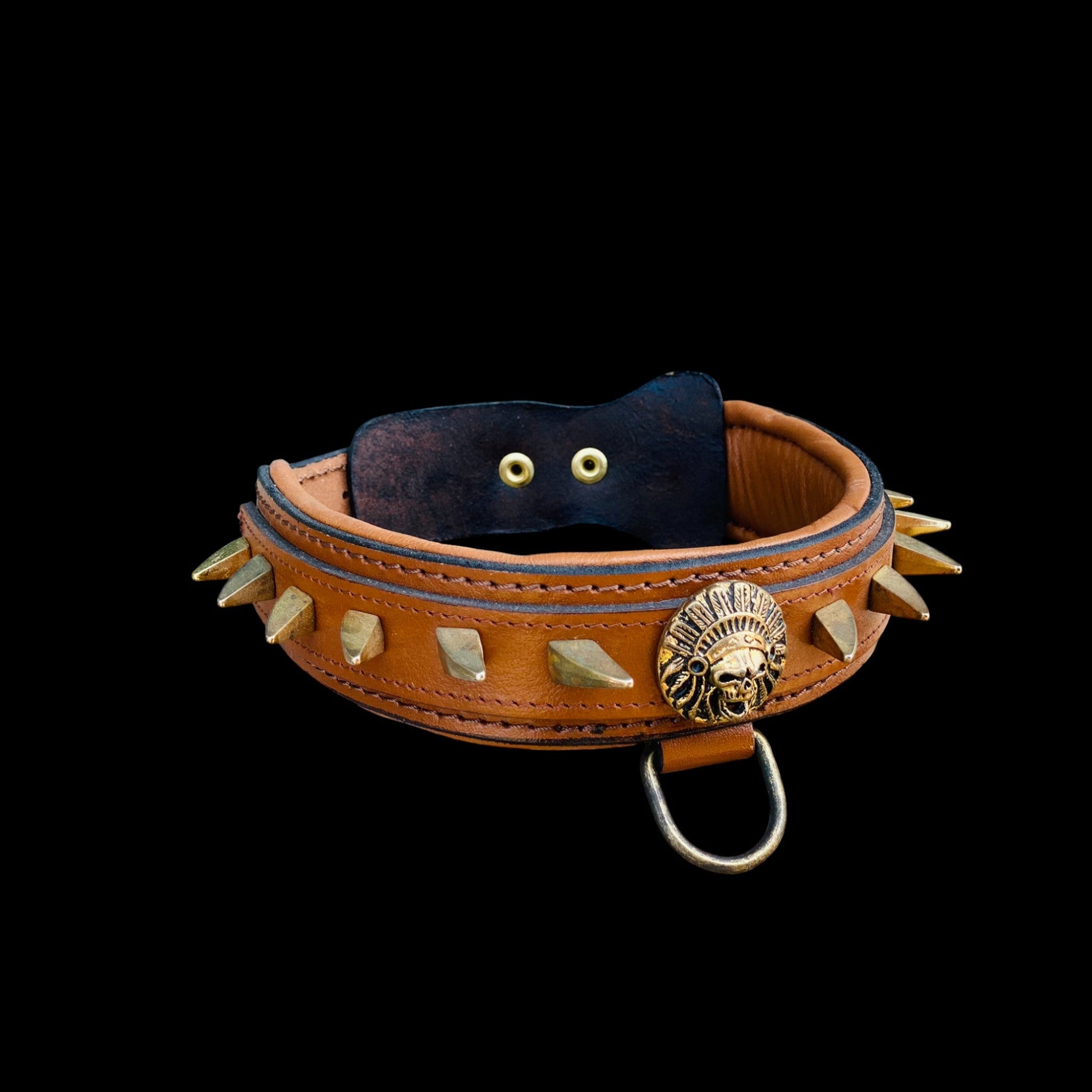 Handmade 4 cm (1.57 inch) wide brown leather dog collar with Native American logo and gold ivory spikes.