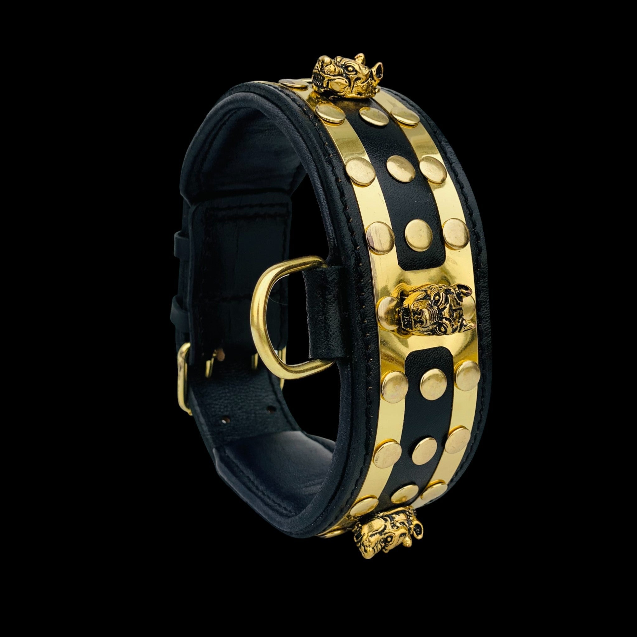 Side view of Bully King Gold Edition collar designed for large breeds such as Kangal, Doberman, and American Bully